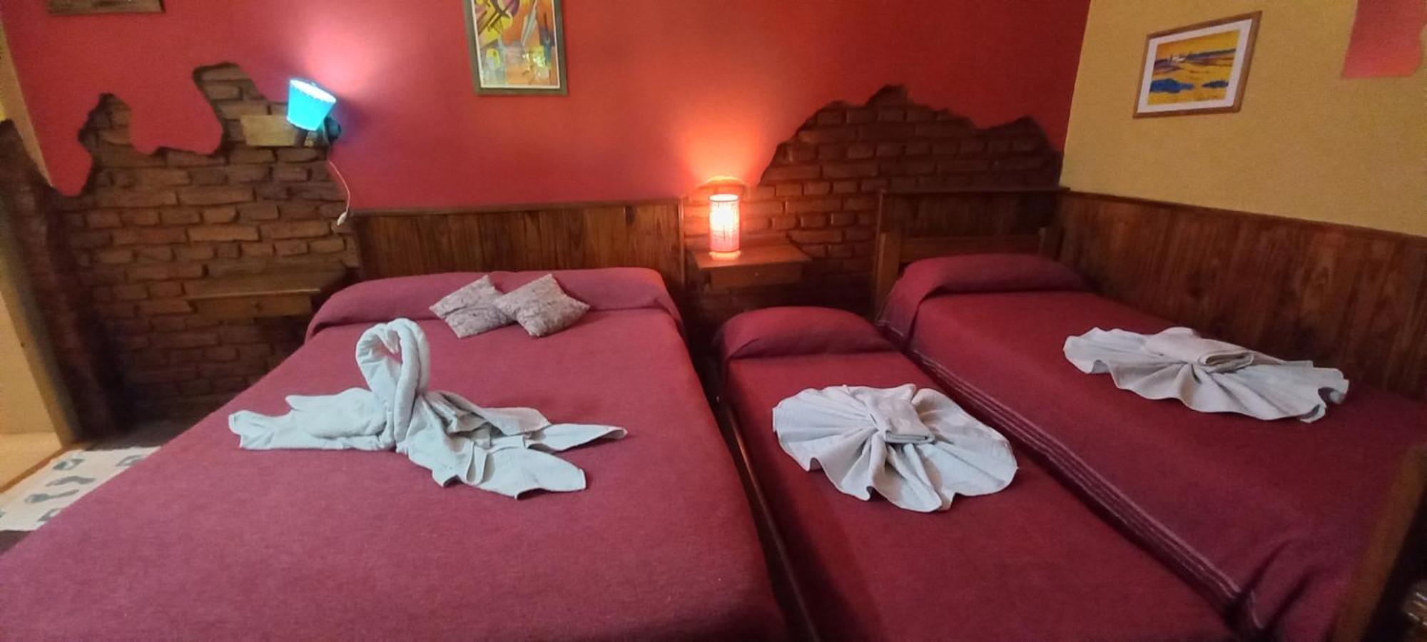 Hosteria El Gusto Es Nuestro Capilla del Monte Bilik gambar